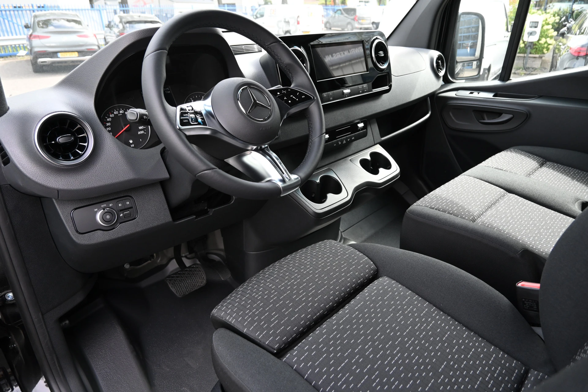 Mercedes-Benz Sprinter 2026 - 519 CDI L2H2 Select 3.5t afbeelding 4
