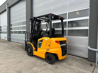 Hyundai N/A 2026 - 2.5 ton elektrische heftruck 25BE-X Triplex 3-deli image 3