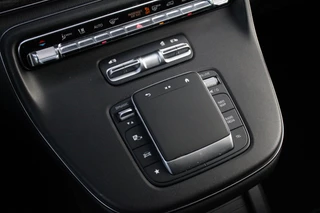 Mercedes-Benz V-Class 2024 - 300d - Avantgarde - DC - 4-matic - 360 Cam - Multibeam - Elektrische schuifdeuren - Digitale spiegel - Volle auto - Rijklaar obrazek 39