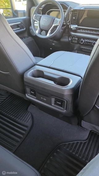 Chevrolet 6.6 V8 Duramax 2026 - Trail Boss image 23