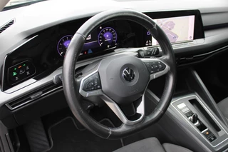 Volkswagen Golf 2020 - 1.5 eTSI Style PANORAMADAK MEMORY ACC SFEER CARPLAY obrazek 4