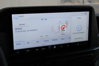 Ford Transit Custom 2024 - 320 2.0 TDCI L2H1 Trend DC 136pk - Carplay - Android - Camera - Trekhaak - LED koplampen - Stoelverwarming - Draadloos laden - Rijklaar image 11