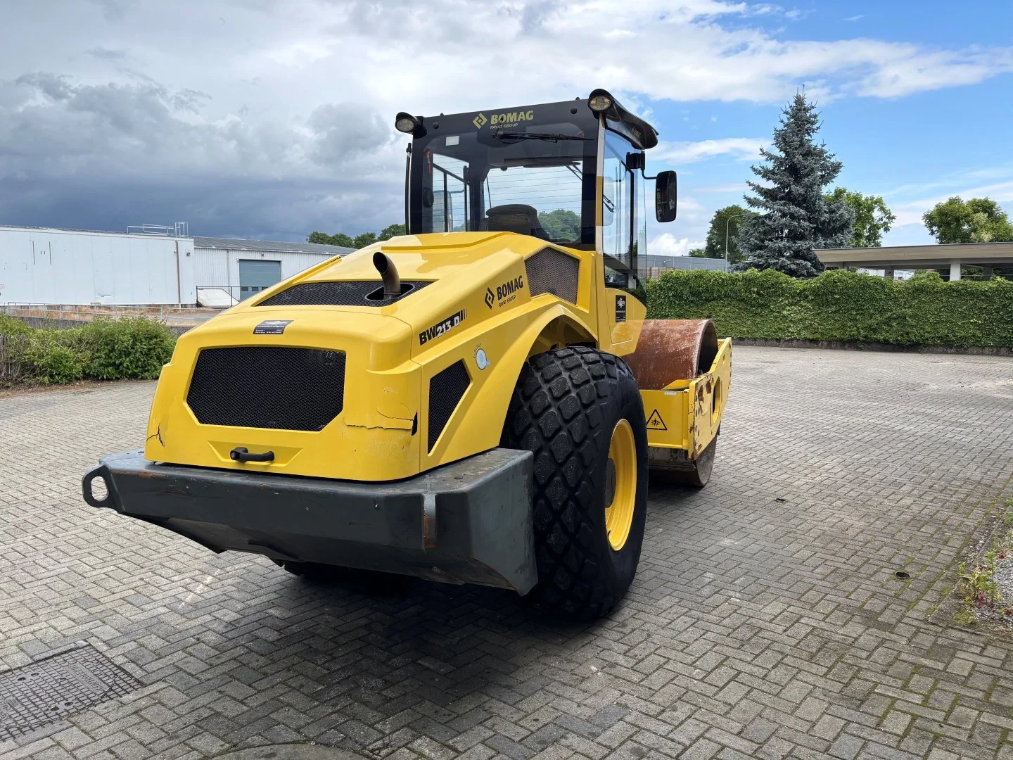 Bomag 2017 - BW 213 D-5 Single drum roller. 2017 Year! afbeelding 5