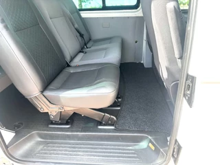 Volkswagen Transporter 2013 - Kombi 2.0 TDI L2H1 BlueMotion 3 + 3 + 3 Marge image 40