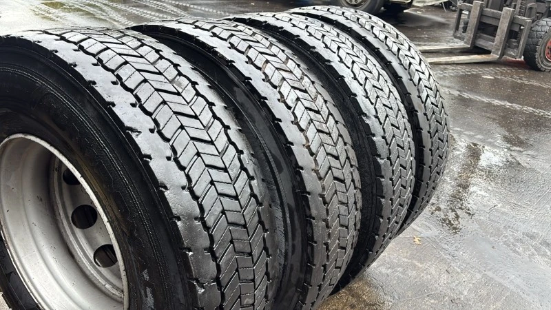 Diverse 2025 - UNIROYAL DH40 315/80R22.5 SET DOT 0325 zdjęcie 1
