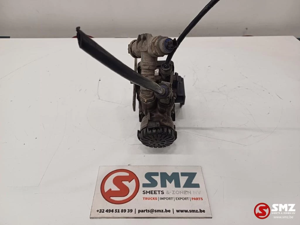 Renault 2022 - Occ EBS modulator Renault afbeelding 1