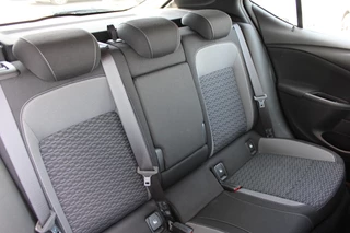 Opel Astra 2020 - 1.2T 130PK Business Edition AGR STOELEN NAVI CAMERA изображение 19