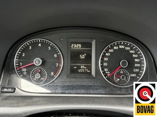 Volkswagen Touran 2014 - 1.2 TSI Easyline BlueMotion изображение 13