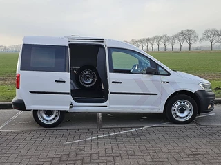 Volkswagen Caddy 2021 - 2.0 imagen 14