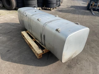 DAF N/A - 1944801 BRANDSTOFTANK 845 LTR 2327X675X620 MM image 3