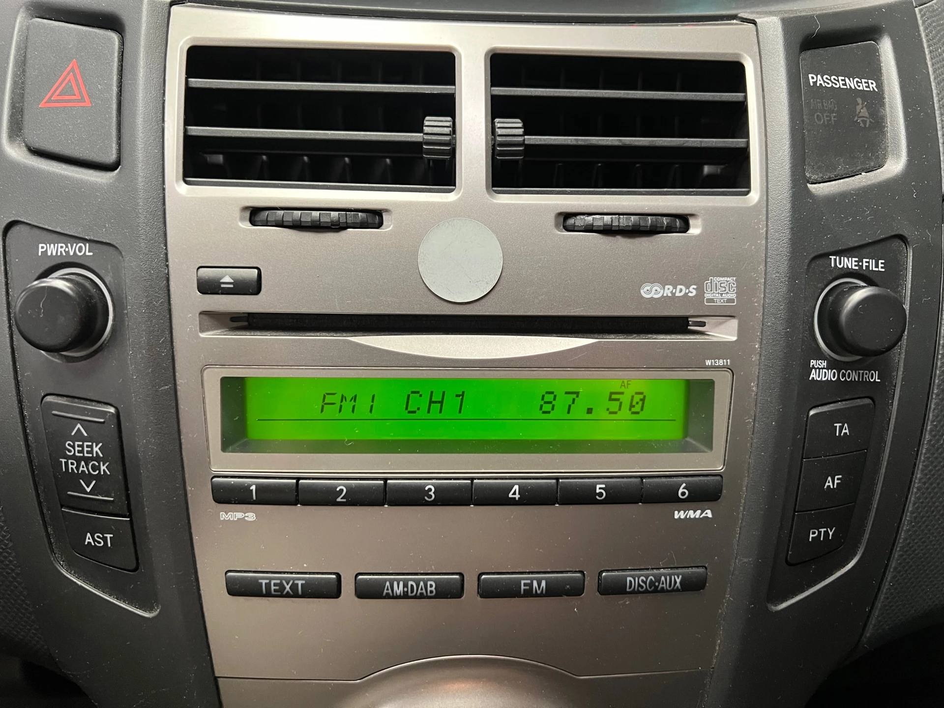 Toyota Yaris 2009 - 1.3 VVTi Aspiration 2e Eigenaar - NAP - Automaat afbeelding 19