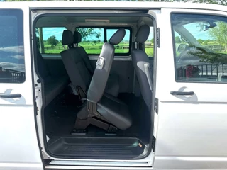 Volkswagen Transporter 2013 - Kombi 2.0 TDI L2H1 BlueMotion 3 + 3 + 3 Marge image 41