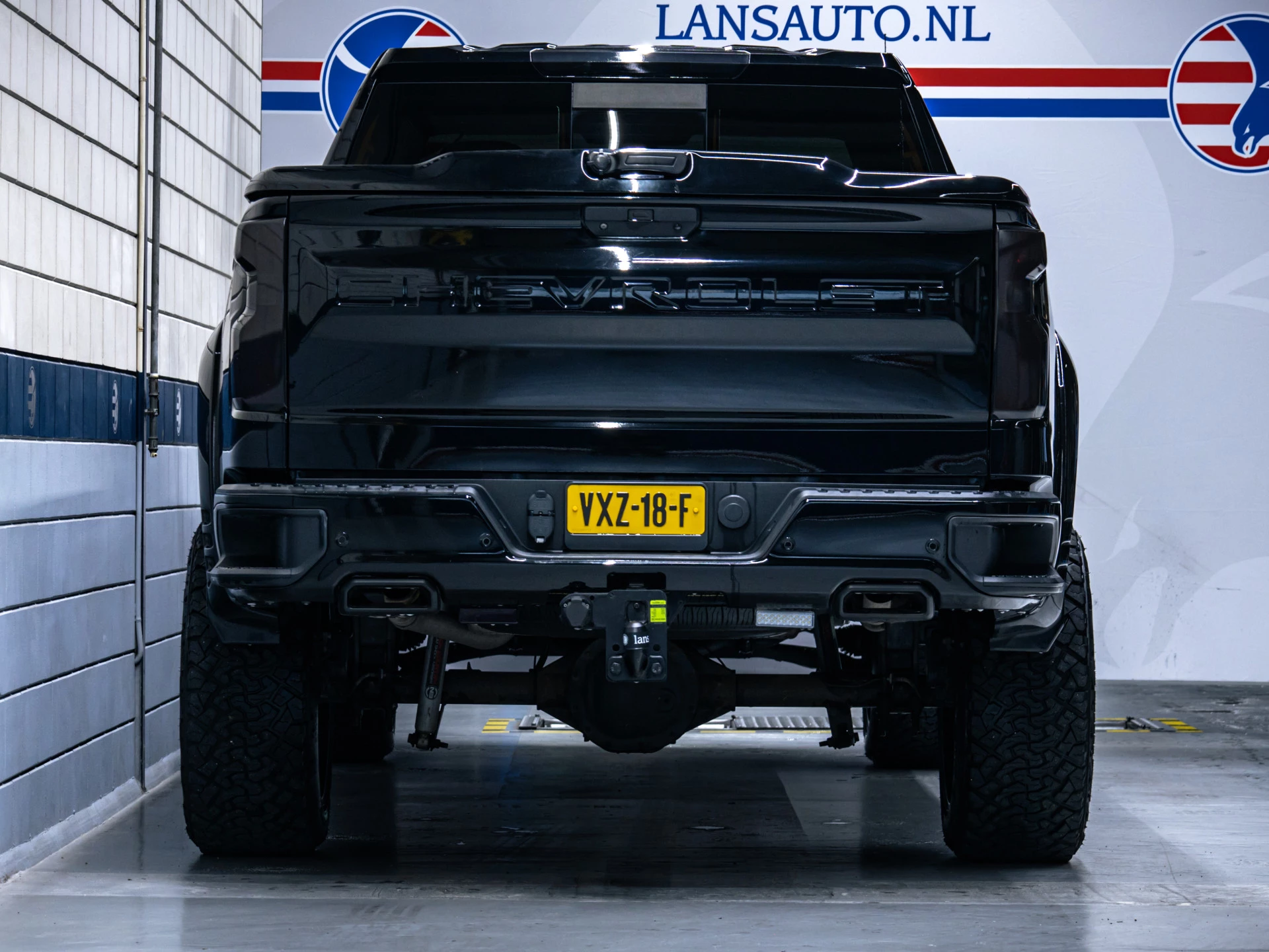 Chevrolet Silverado 2019 - High Country image 4