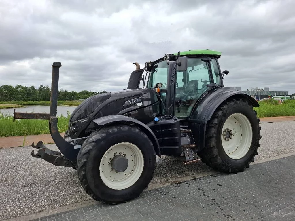Valtra 2017 - T 214 Direct Twintrac Bild 1