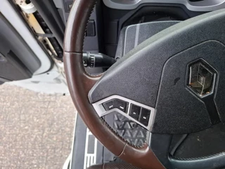 Renault T480 Comfort 2018 - / DOUBLE TANK / TUV:26-06-2026 / PARK-AIRCO / FRIDGE / LWDS / FULL-SPOILER / 2XBED / AUTOMATIC / EURO-6 / 2018 imagen 14