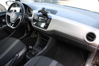 Volkswagen up! 2019 - 1.0 BMT high up! PANORAMADAK ECC WINTERPAKKET PDC <<NL AUTO>> image 13