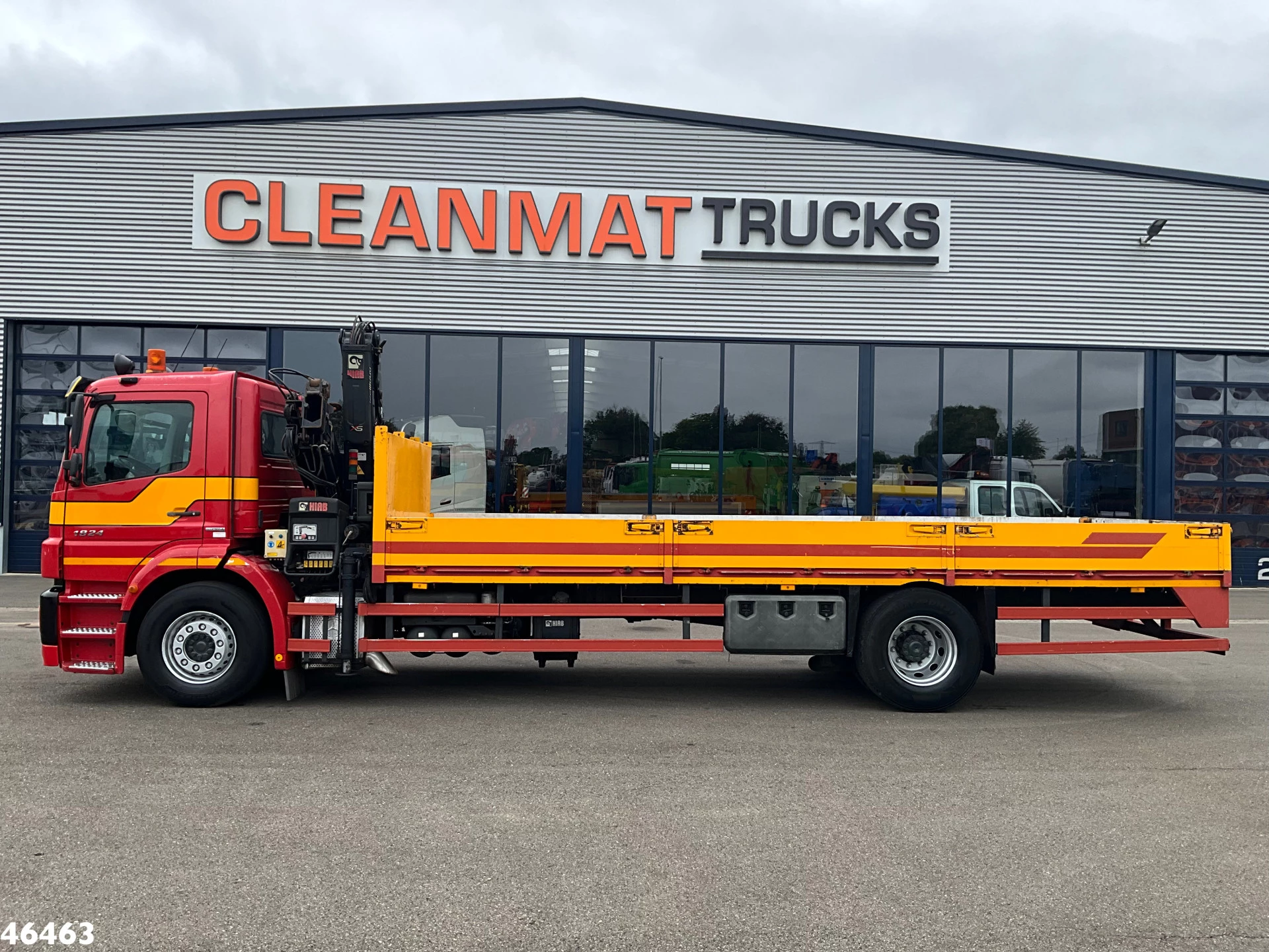 Mercedes-Benz AXOR 1824 Hiab 12 Tonmeter laadkraan 2008 Bild 3