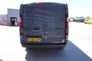 Renault Trafic 2024 - 2.0 Blue dCi 130PK L2H1 Advance Schuifdeur L+R Black Edition bild 6
