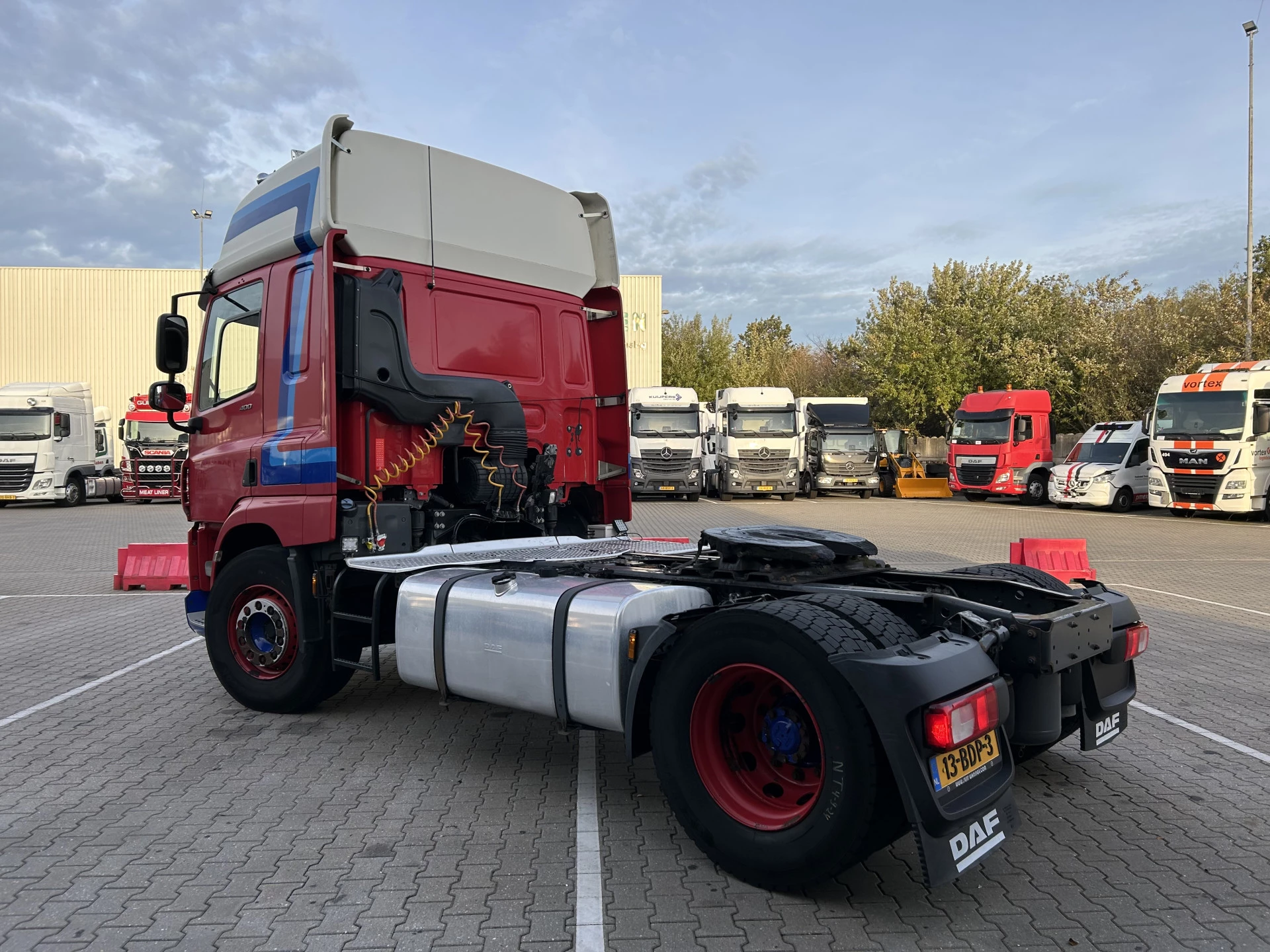 DAF 400 2014 - CF FT Space Cab / 945 dkm obrázek 19