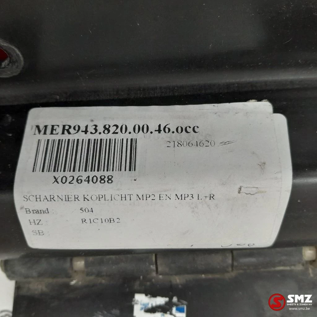 Mercedes-Benz - Occ set scharnieren koplamp MP2/MP3 L/R Mercedes obrázek 6