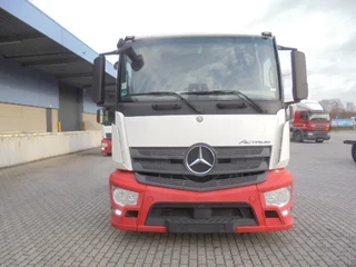 Mercedes-Benz Actros 2016 - 2340 LL 6X2 image 2