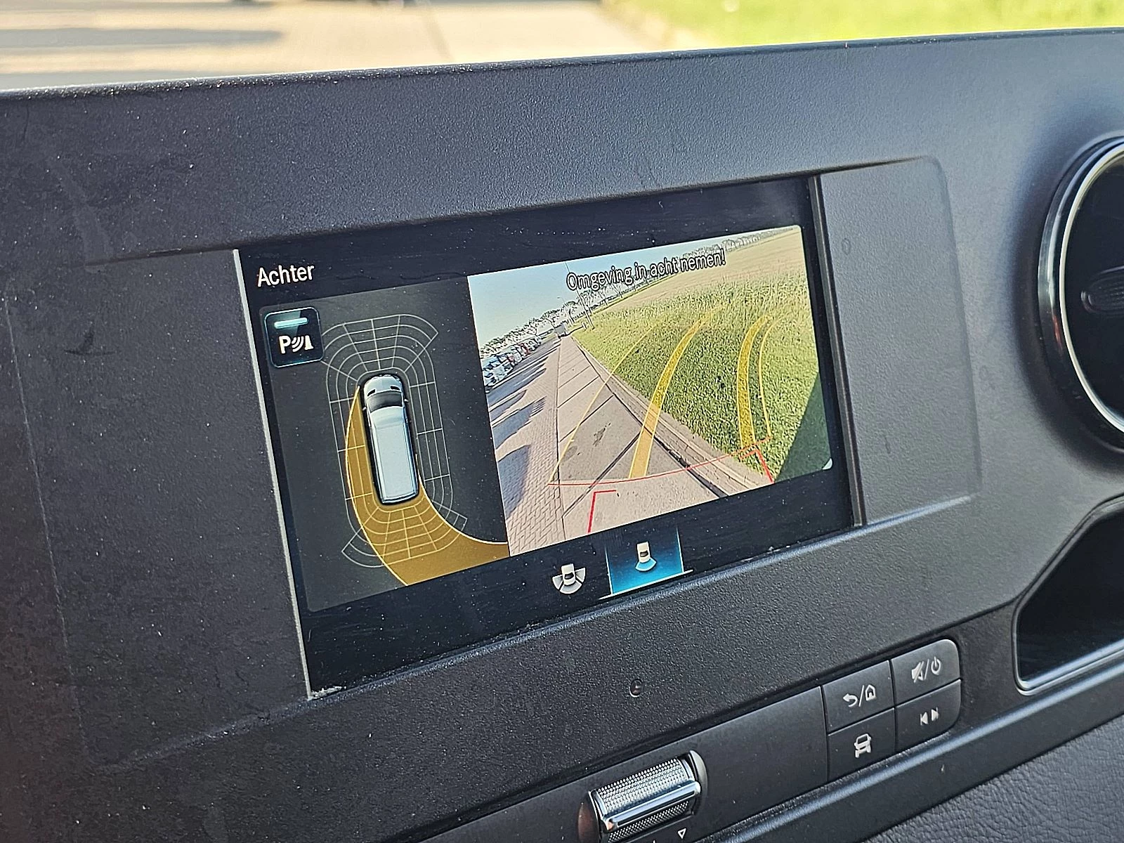 Mercedes-Benz Sprinter 2022 - 317 image 17