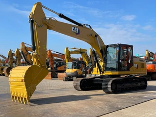 Caterpillar 324 2026 afbeelding 2 miniatuur