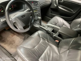 Volvo XC70 2002 - 2.4 T AUTOMAAT GROTE BEURT NIEUWE banden inr.mog. obrazek 9