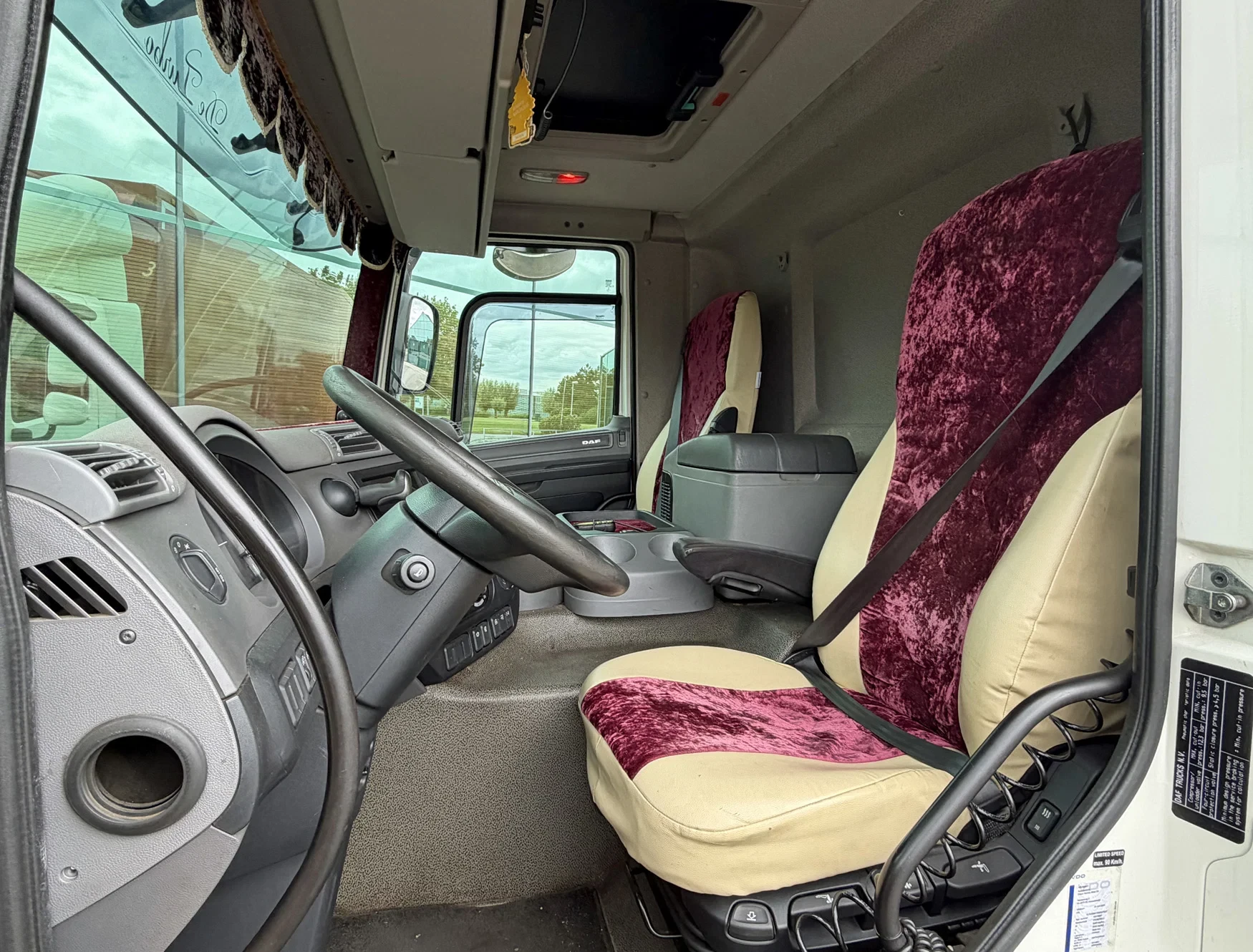 DAF CF 370 2015 - FAN HEIWO BAK DHOLLANDIA 3000 KG. ACHTERSLUITKLEP SMART TACHO 2 NL-TRUCK afbeelding 7