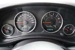 Jeep Wrangler 2011 - 3.8i V6 4x4 JK 2 drs / Automaat / Hardtop / Trekhaak image 15