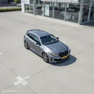 BMW 1 Series 2022 - 118i M Sport Business | NAV | Camera| Automaat obrazek 16