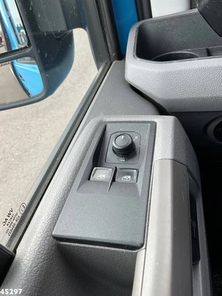 Volkswagen Crafter 2019 - 35 2.0 TDI met Nieuwe Oprijcarrosserie obrazek 12