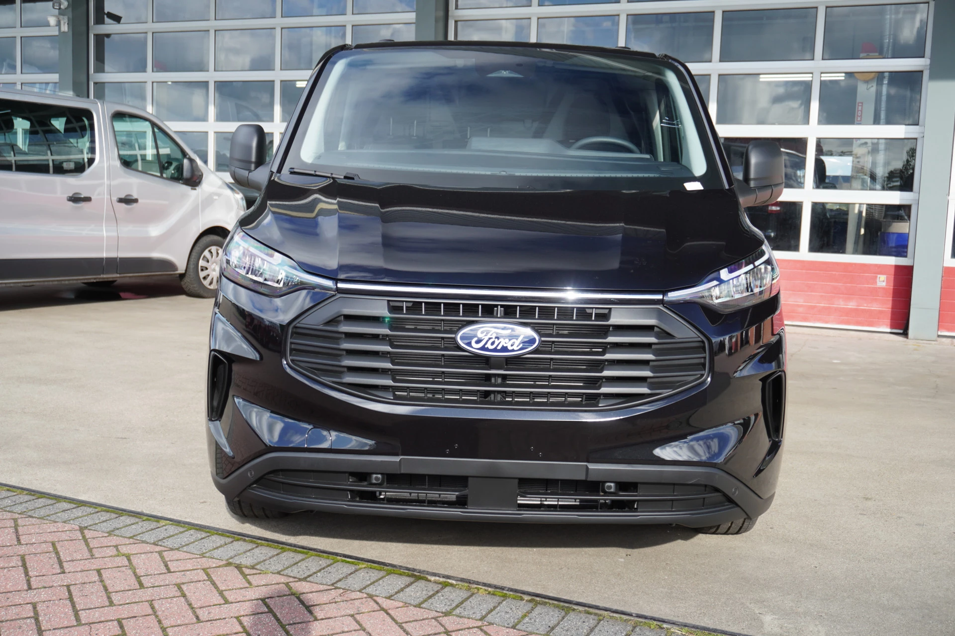 Ford Transit Custom 2024 - 320L 2.0 TDCI 136PK L2H1 Trend Achterklep Schuifdeur L / R obrázek 11