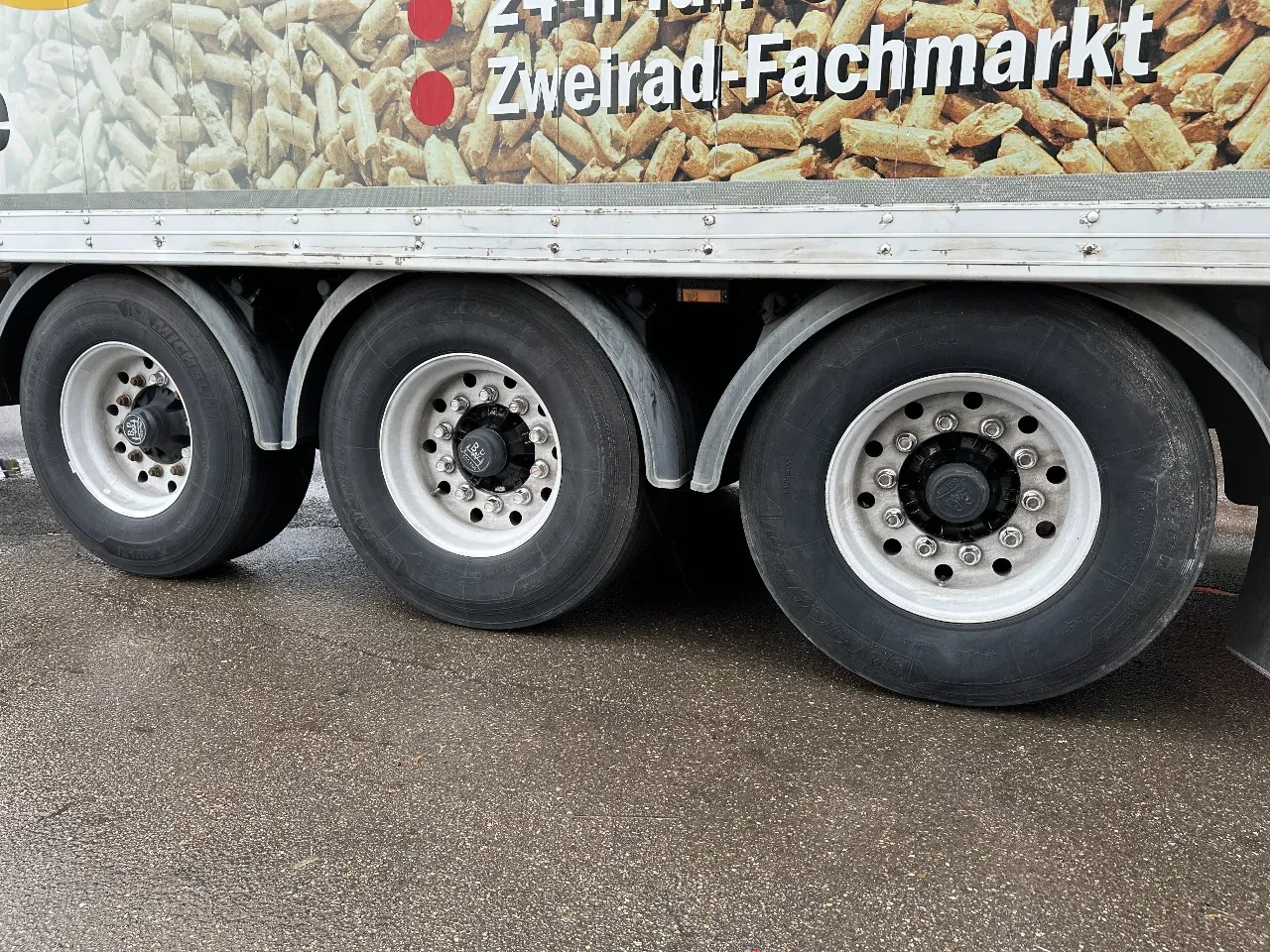 Reisch 2011 - RSBS-35/24 LK *Walkingfloor/Schubboden *82 cbm *Getreide *BODEN TOP! imagem 13