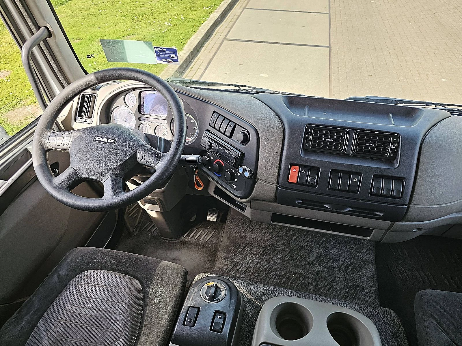 DAF 2011 - LF 45.160 Bild 8