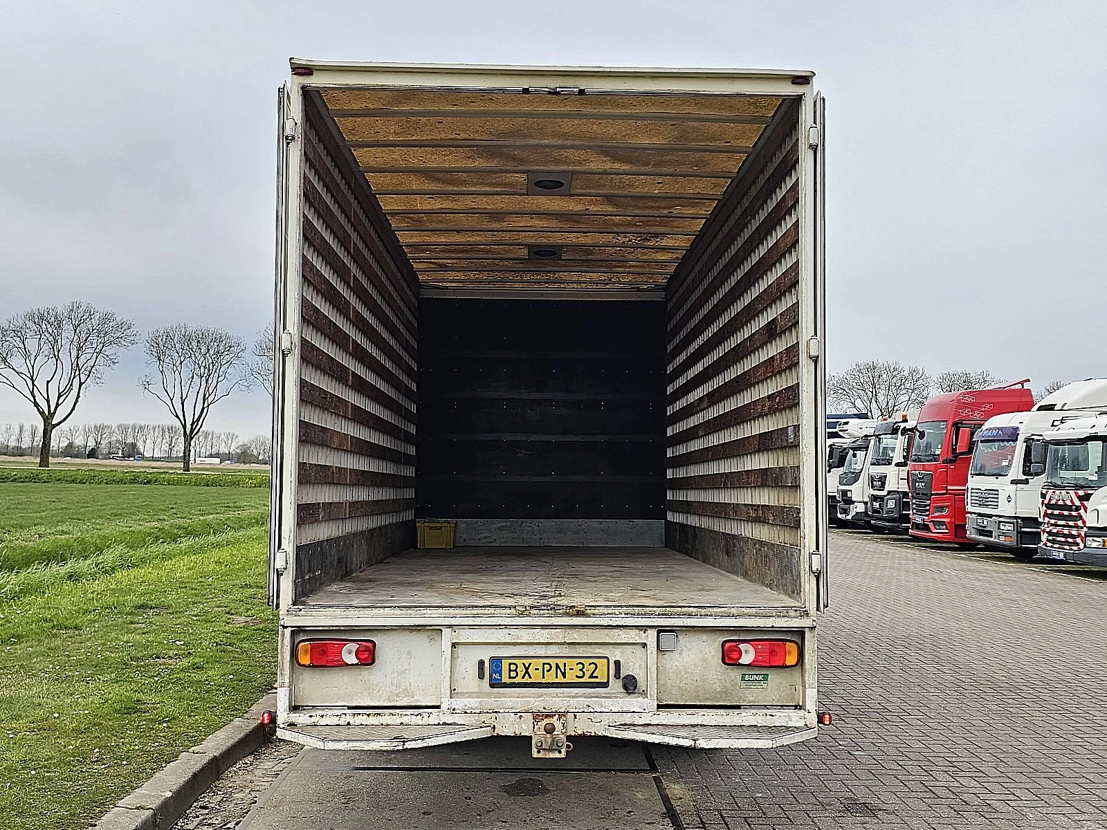 DAF 2010 - LF 45.180 obrázek 12