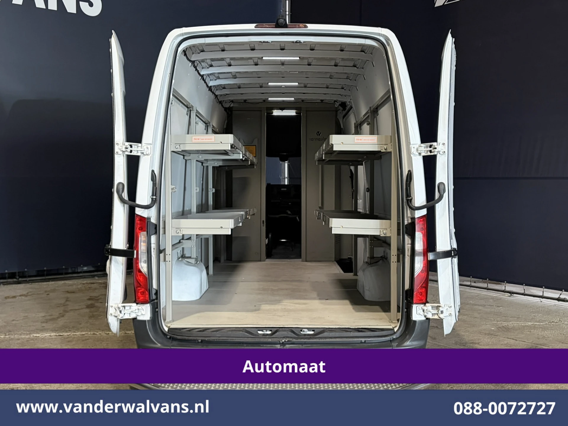 Mercedes-Benz Sprinter 2019 - 311 CDI Automaat L3H2 *PostNL inrichting* Euro6 Airco | Camera | Schappen zdjęcie 2