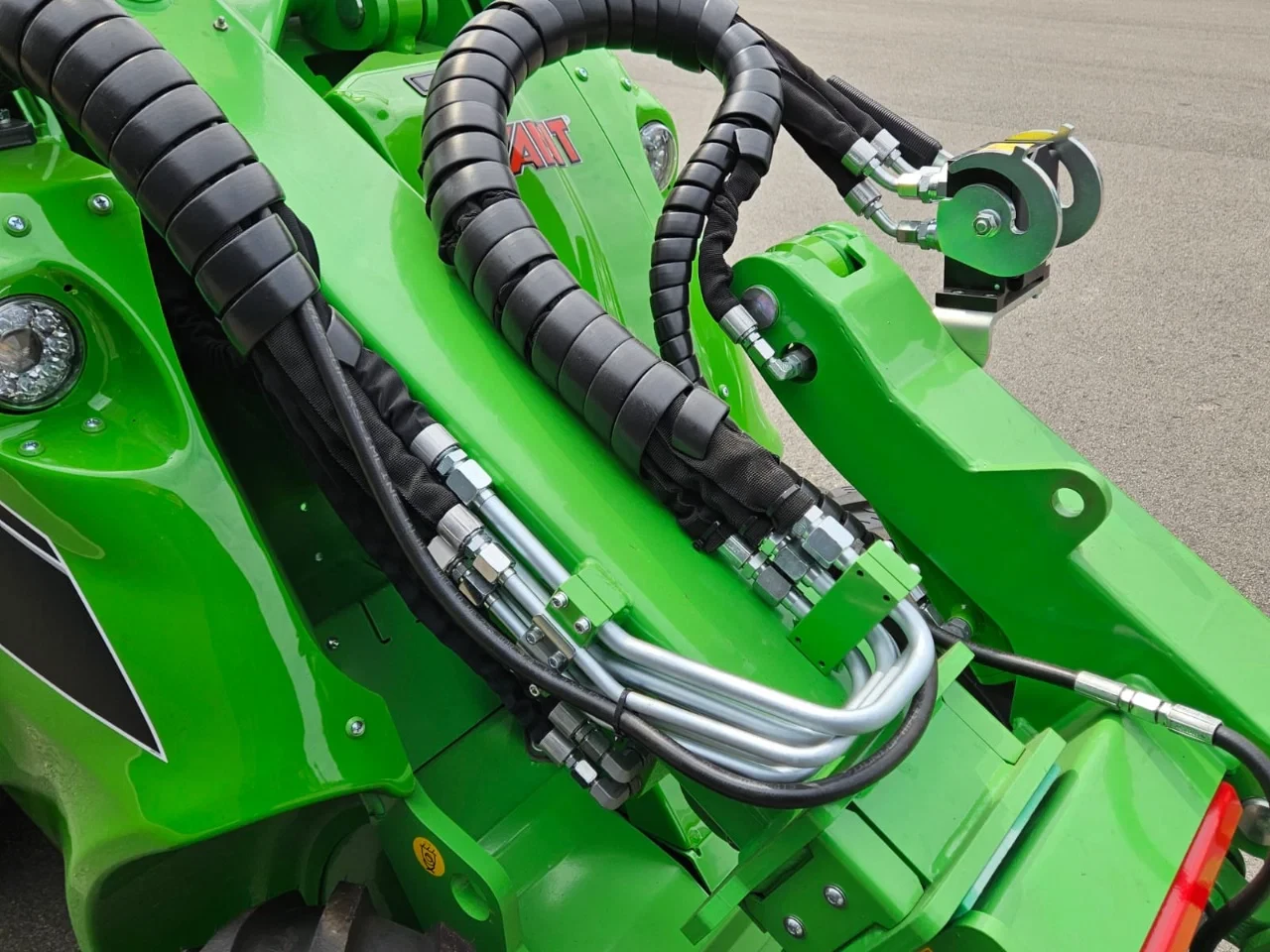 Avant 2024 - 635i Rental mini-shovel afbeelding 26