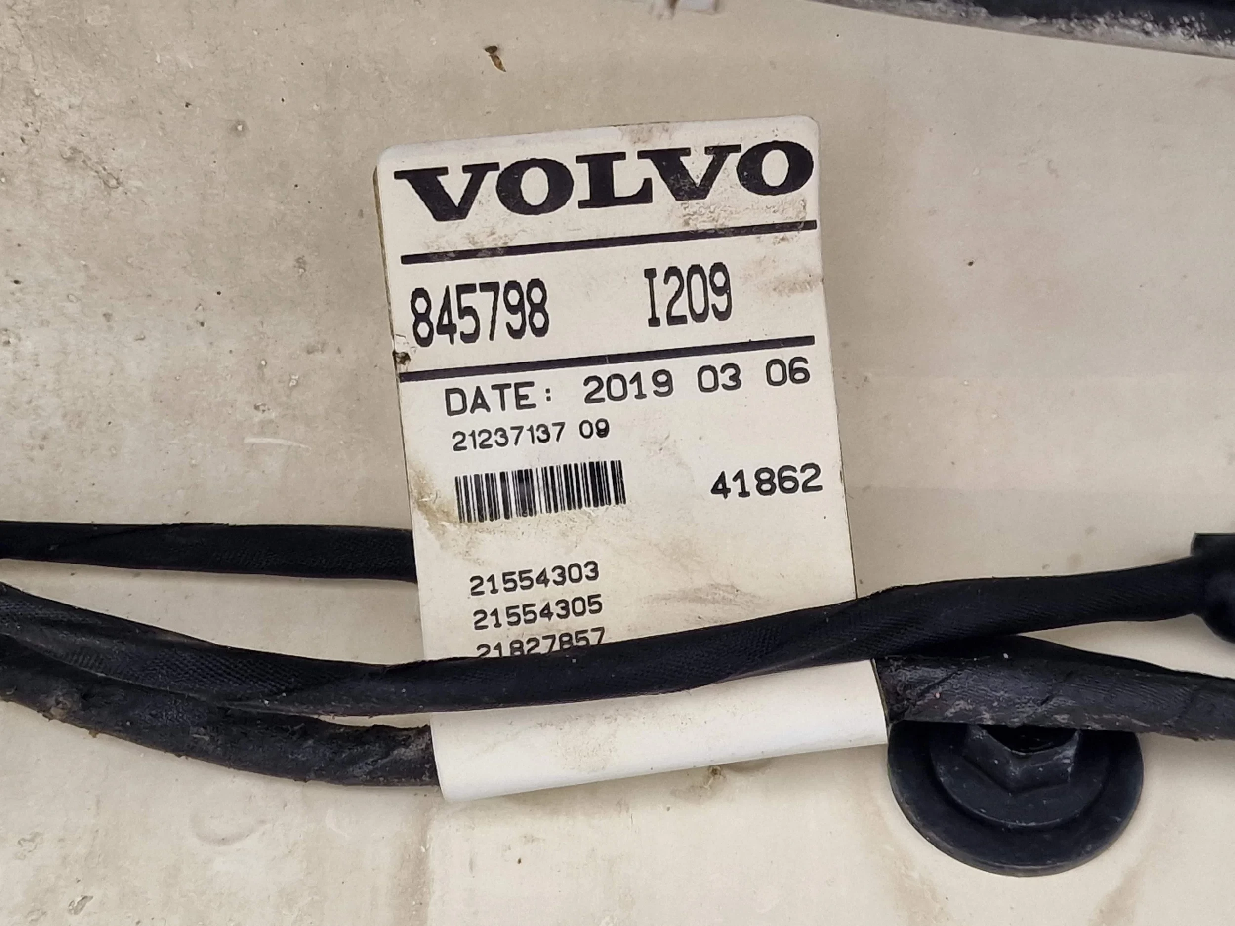 Volvo FH 2019 - 13.500 Low roof 6x2 - PTO/Hydraulic - 3.00 WB - Steel/air - VEB+ obrázek 25