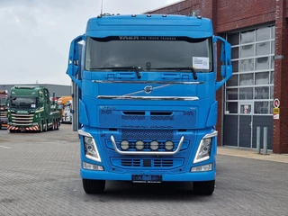 Volvo FH 2019 - 13.540 6x2*4 - Platform with sidedoors - PTO/Hydraulic - 4.30 WB - afbeelding 3 miniatuur