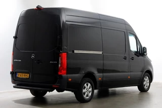 Mercedes-Benz Sprinter 2019 - 314 CDI 143pk RWD L2H2 Airco/Navi/Camera 11-2019 image 2 miniature