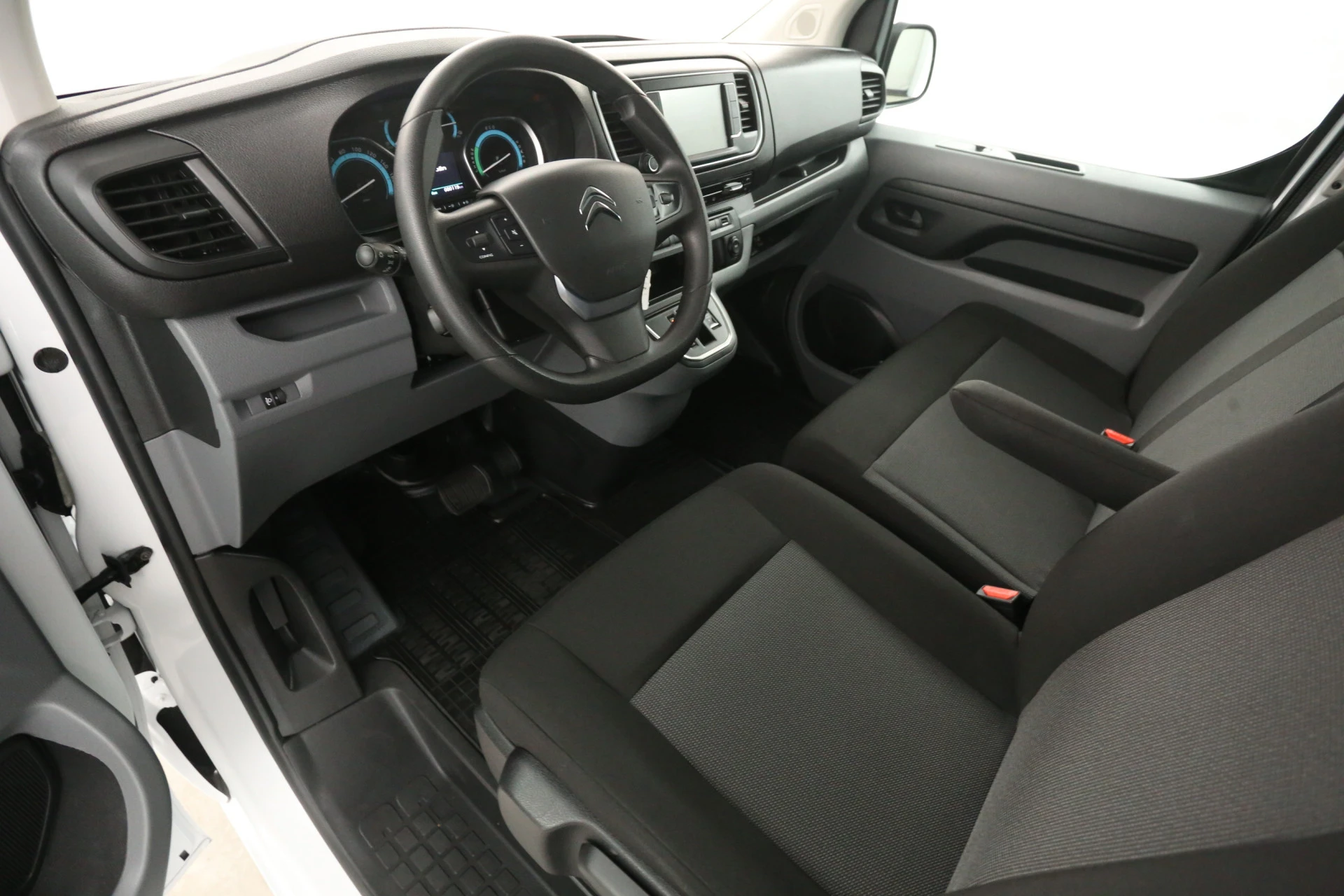 Opel Vivaro-e 2024 - Citroën e-Jumpy 75 kWh L3H1 afbeelding 24