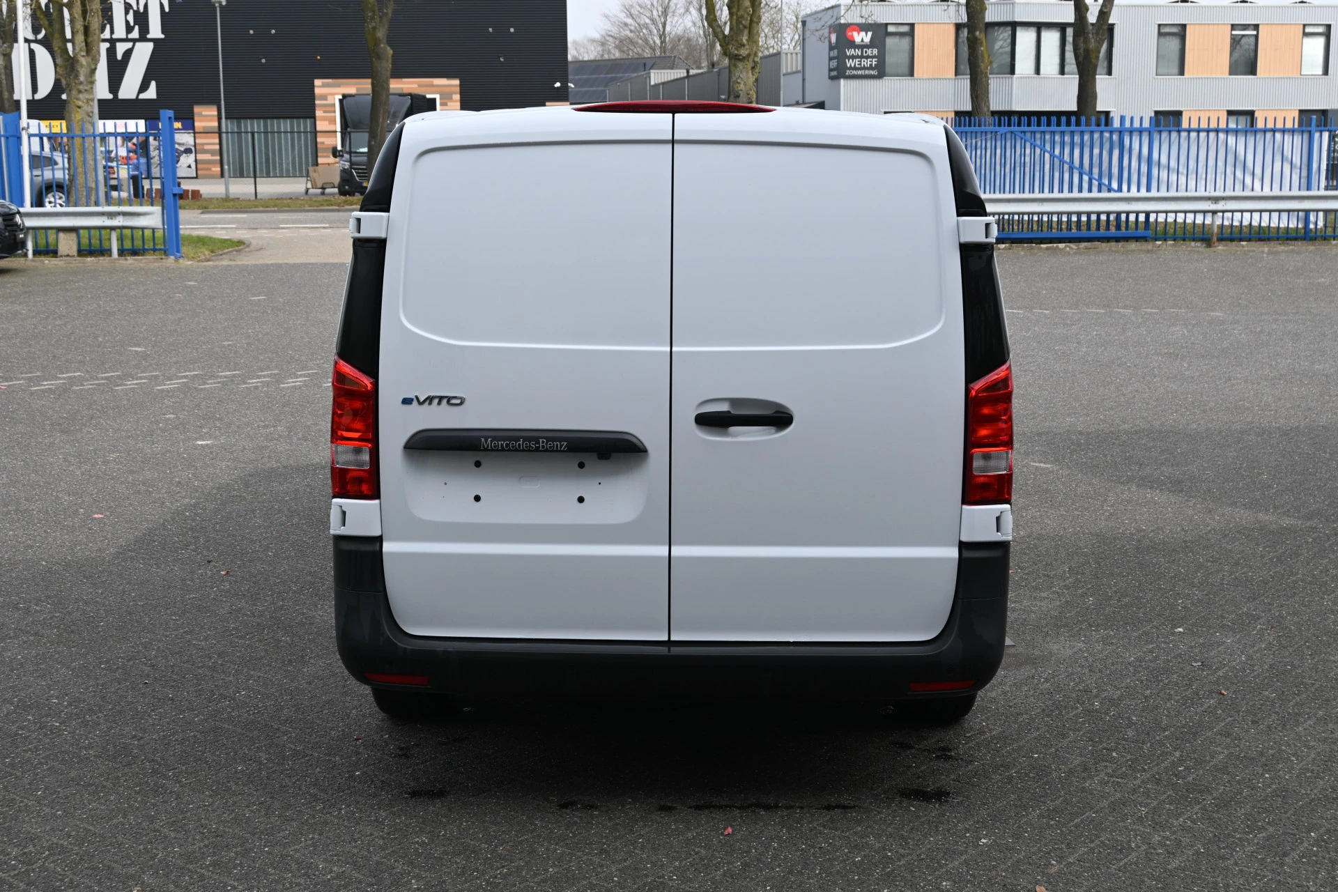 Mercedes-Benz eVito 2025 - 112 L2 261km WLTP 66 kWh Bild 9