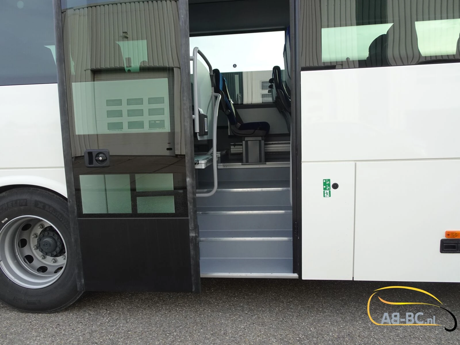 Iveco NEW 10.7 MTR Crossway 49 Seats + 14 Standees ADAS afbeelding 19