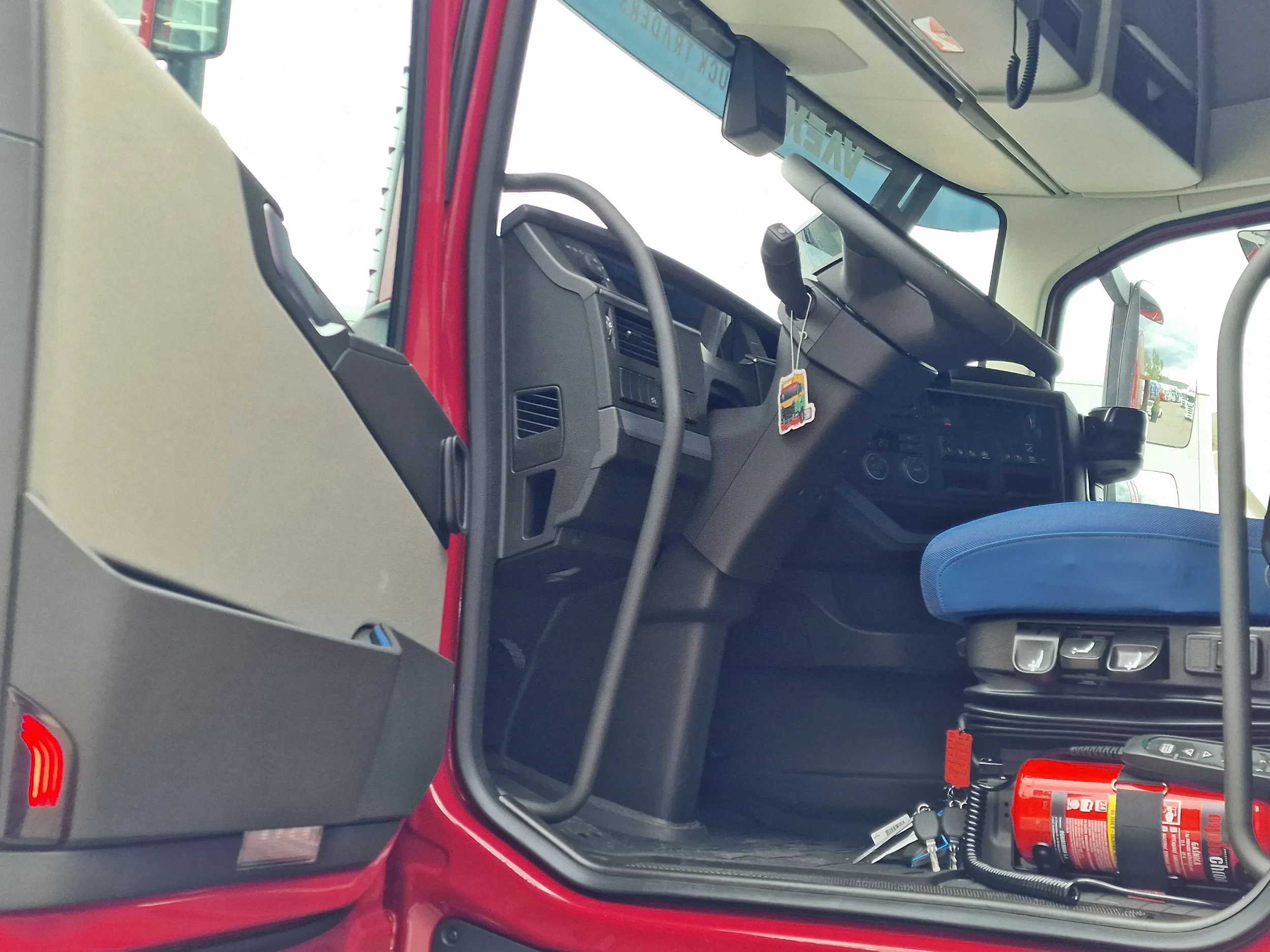 Volvo FH 2026 - 13.500 Aero Globetrotter XL 4x2 - New - Full spec - Retarder - I parkcool - Full air imagen 9
