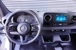 Mercedes-Benz Sprinter 2024 - 317 170pk Automaat L3H2 Dubbele cabine 6 persoons 3500kg Trekgewicht Camera Navigatie Apple carplay Trekhaak afbeelding 2 miniatuur