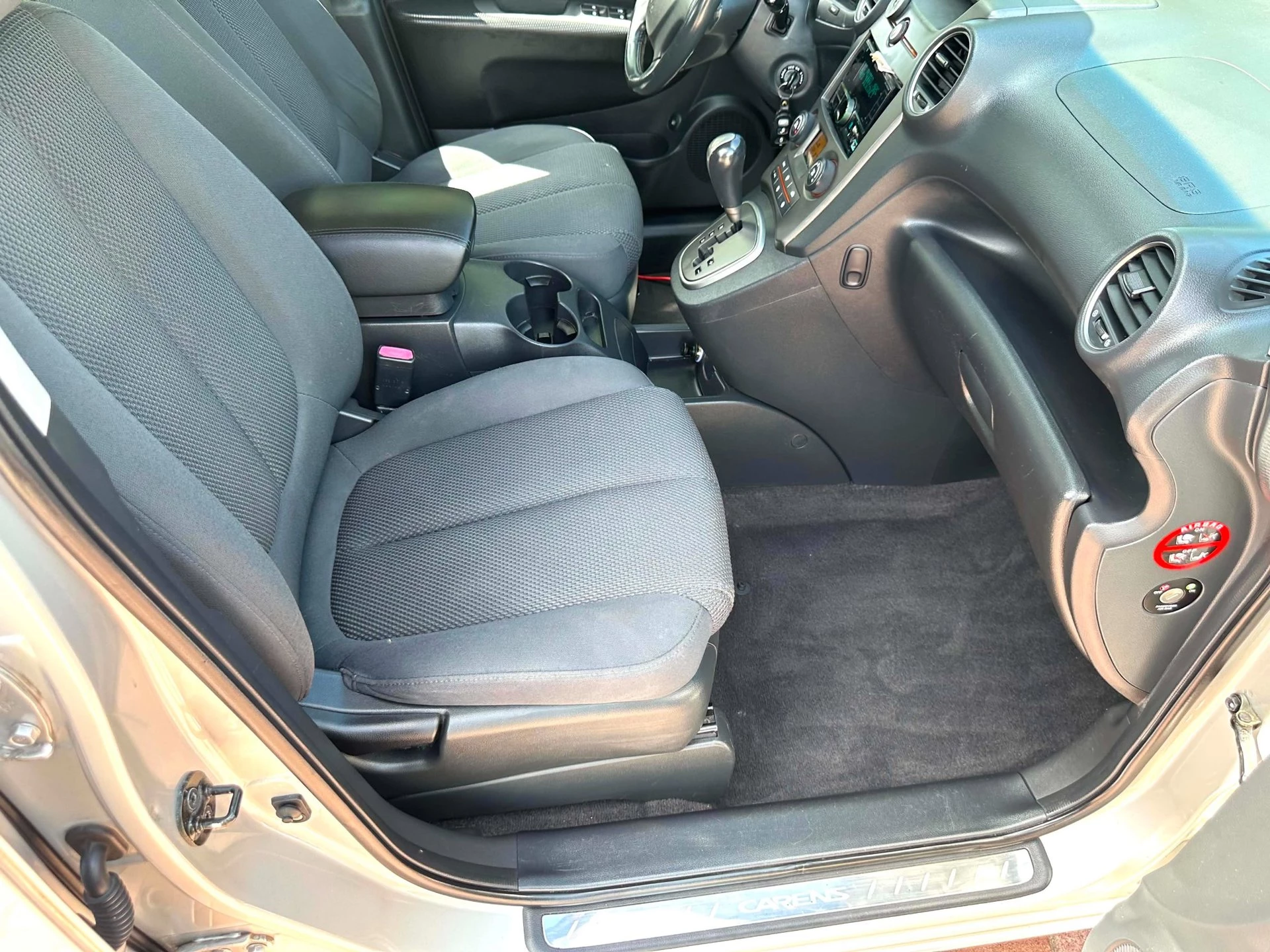 Kia Carens 2007 - 2.0 CVVT X-ecutive Automaat 144 PK Benzine afbeelding 51