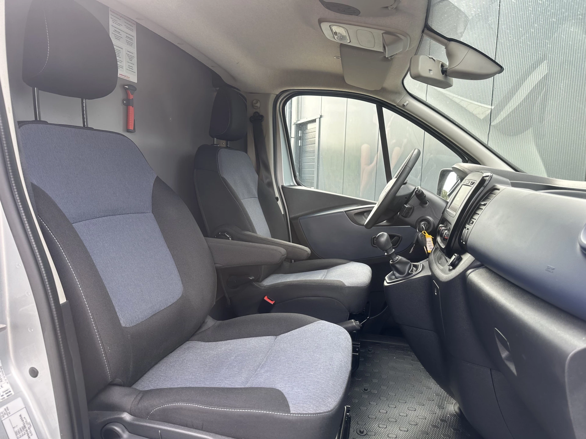 Opel Vivaro 2019 - 1.6 CDTI 126 PK / L1H1 / 1e EIG. / ACHTERKLEP / AIRCO / CRUISE / NAVI / CAMERA / BLUETOOTH immagine 6