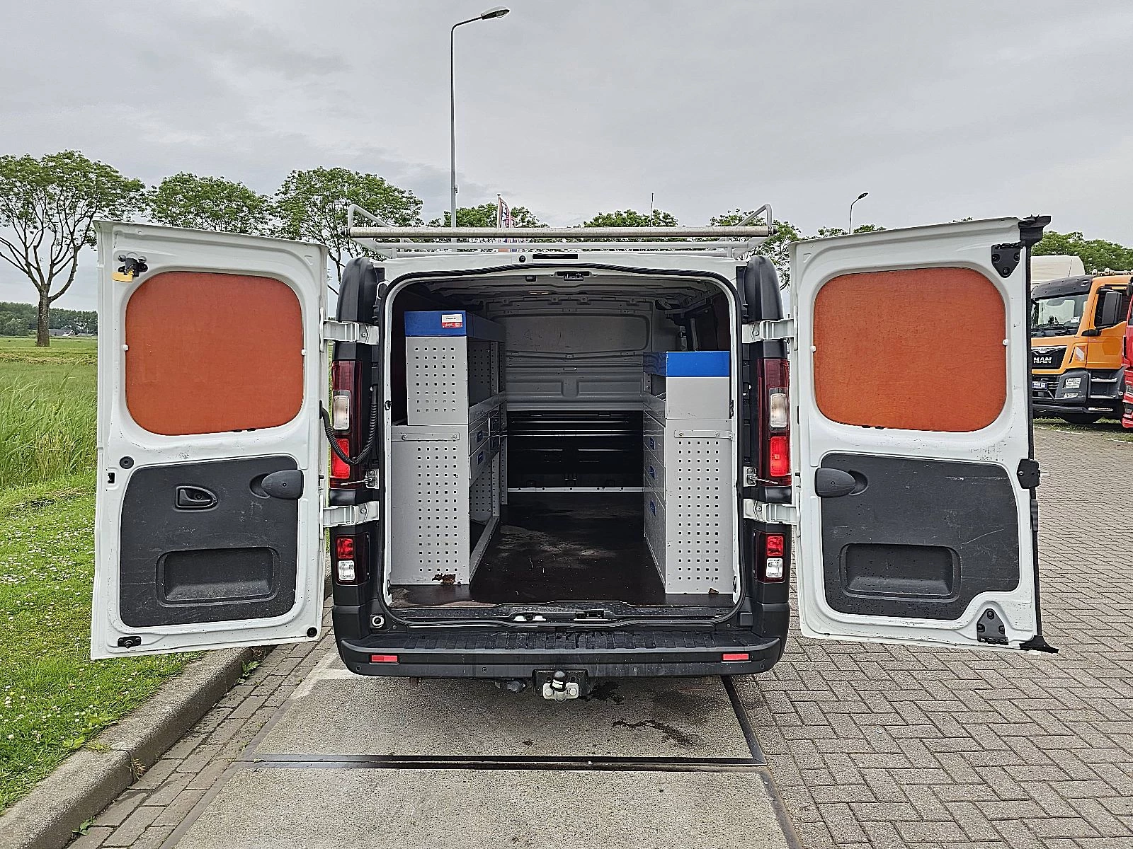 Renault Trafic 2019 - 1.6 DCI Bild 13
