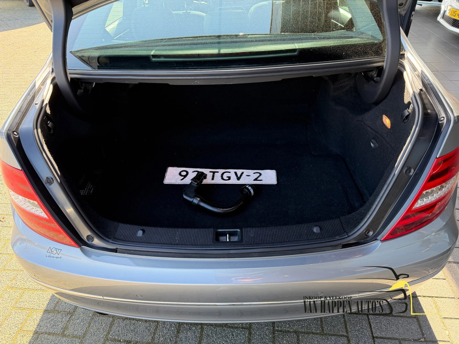 Mercedes-Benz C-Class 2012 - 180 Avantgarde / 141106 KM / APK 4-2027 image 13